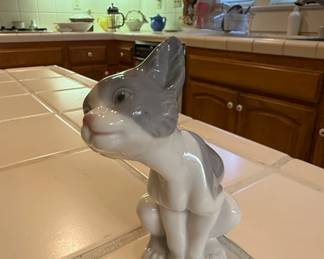 Lladro Feed Me Cat Figurine  second image