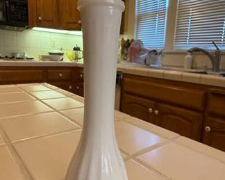 Vintage CarrLowrey Glass Co. CLG Co. Milk Glass Bud Vase