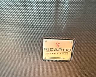 Ricardo Beverly Hills Hardside Spinner Luggage second image