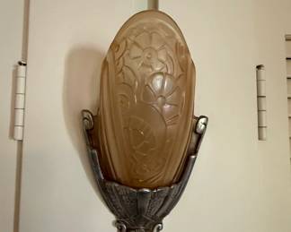 Vintage Art Deco Lincoln Manufacturing Co. Fleurette Slip Shade Sconce second image