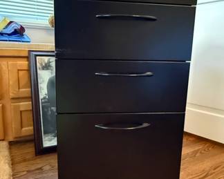 ThreeDrawer Metal Filing Cabinet fourth image