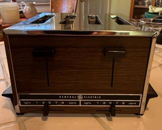 Vintage General Electric Slice Toaster, Model AT