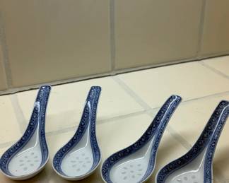 Set of Vintage Chinese Rice Grain Porcelain Soup Spoons second image