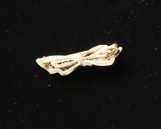 Vintage Gold Bow Brooch