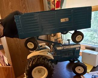 Ford 8600 Tractor with Wagon