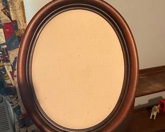 Vintage Oval Wood Picture Frame