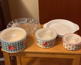 PIONEER WOMAN BOWLS / EGG DISH / PIE PLATE