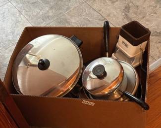 LOT OF COOKWARE