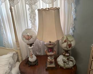 VINTAGE LAMP