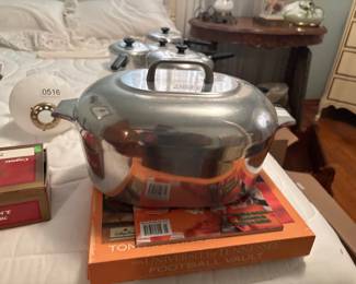 WAGNER MAGNALITE COOKER