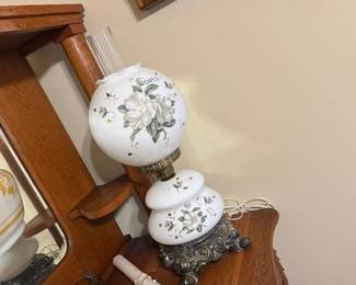 VINTAGE LAMP