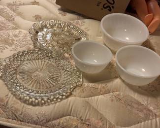 FIRE KING BOWLS / PLATTER / EGG DISH