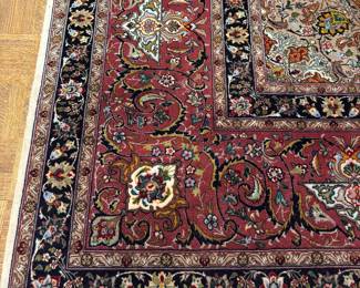 AREA RUG