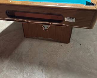 POOL TABLE MINNESOTA FATS TABLE