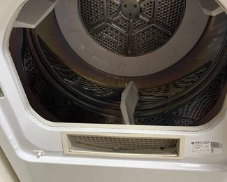 ELECTRIC DRYER BY GE