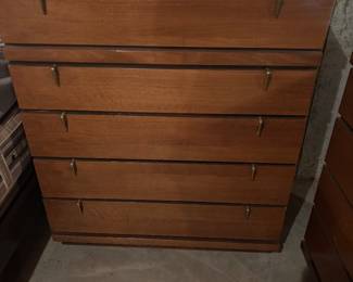 CHEST OF DRAWERS