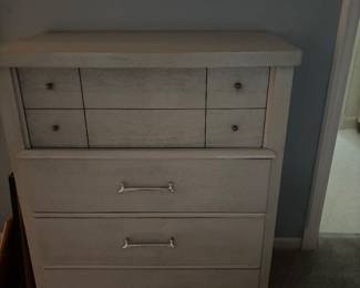 PART OF THE BEDROOM SET DRESSER