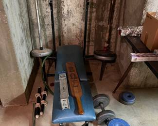 BAR, BENCH AND WEIGHTS
