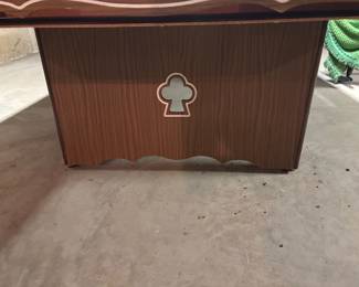 END OF POOL TABLE