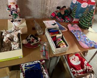 HOLIDAY ITEMS