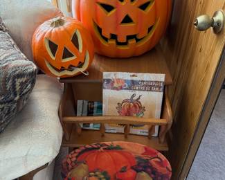 Halloween decor