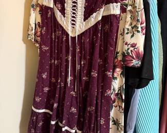 Vintage dress/clothing