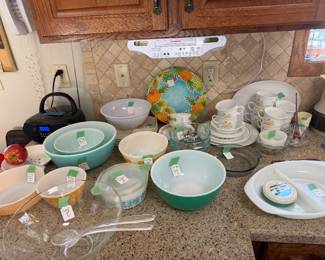 Pyrex, Corelle, FireKing