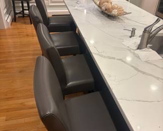 5 Leather bar stools