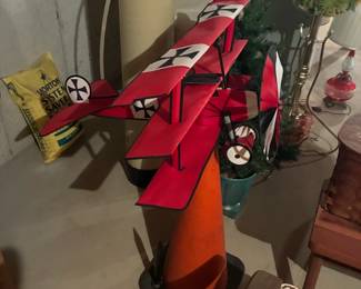 outdoor plane decor