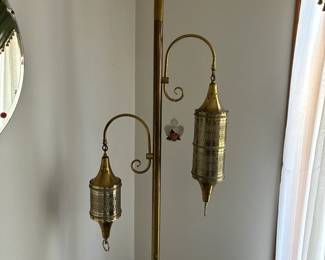 floor to ceiling Arabian lights