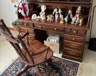 rolltop desk and chair