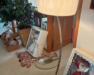 floor lamp