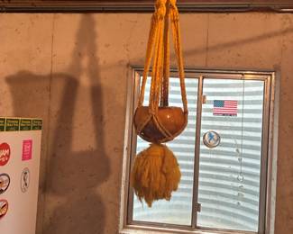 ceiling pot
