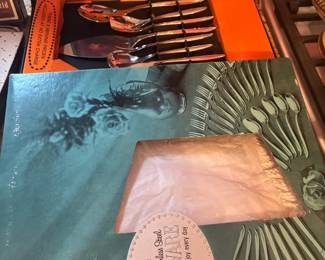 flatware sets