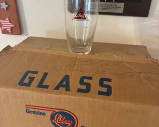 Blatz glass set