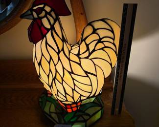 H66 - $60. Tiffany Style Rooster Lamp.