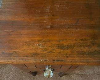 H21 -$40. Vanity with Swing Mirror. Measures 43.5" x 18" x 65"T, floor to vanity top 30.5"T.