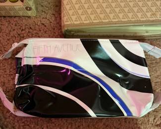 H73 - $20. AVON LOT of Makeup and Fragrance Samples.