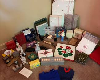 H72 - $100. Large AVON LOT. Lots new in box, some opened for display.