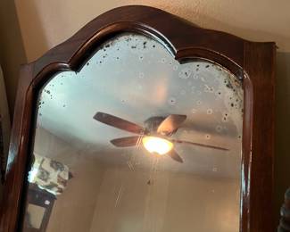 H21 -$40. Vanity with Swing Mirror. Measures 43.5" x 18" x 65"T, floor to vanity top 30.5"T.