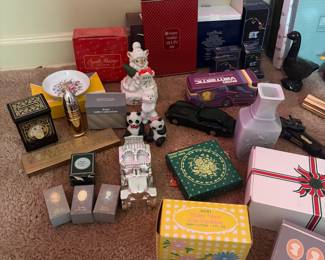 H72 - $100. Large AVON LOT. Lots new in box, some opened for display.