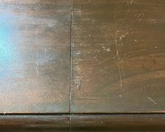 H15 - $95. Victor Victrola 1923 Original Phonograph. Measures 31.75" x 20.25" x 34"T. Some surface wear, overall very good condition.