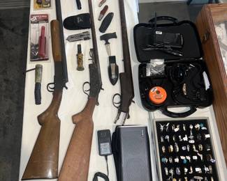 knifes rings bluetooth speaker guns