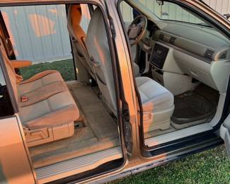 Ford MiniVan Interior
