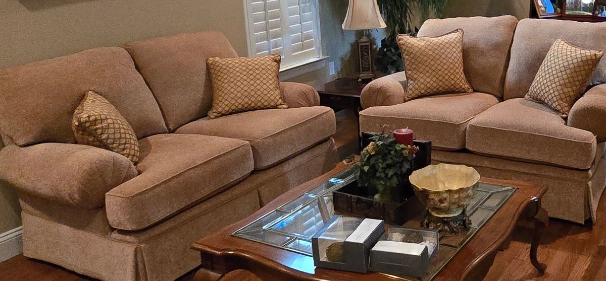 2 Lane loveseats-like new