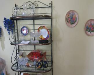 glassware, art glass fish, wall plates
