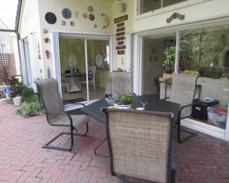 outdoor wall art items