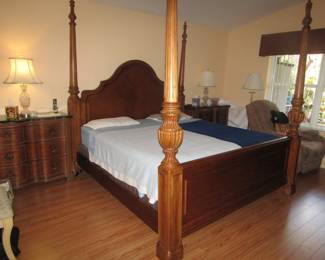 4 poster bedroom suite