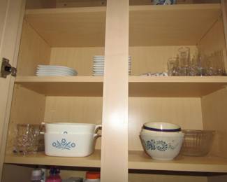 Pyrex, dishes, bowls