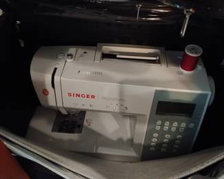Singer Signature 9340 Sewing Machine